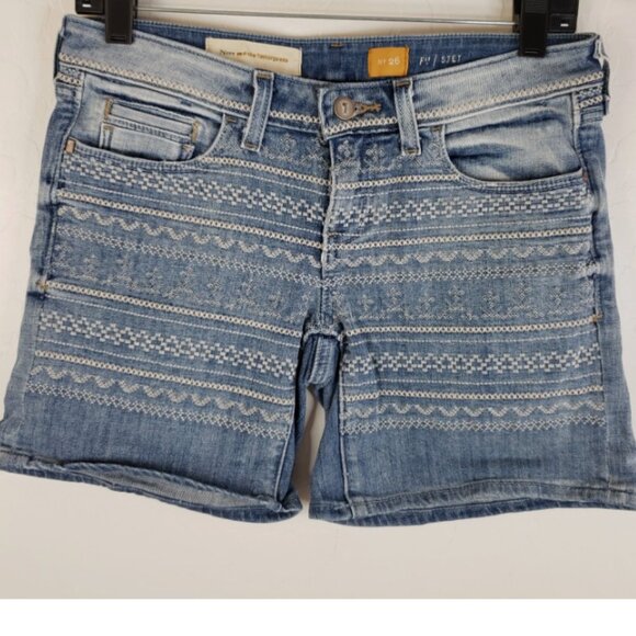 Anthropologie Pilcro Embroidered Denim Jean Short Rolled Cuff Size 28 - Picture 1 of 12